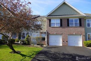 102 Wellington Park Dr - Photo 1 of 1