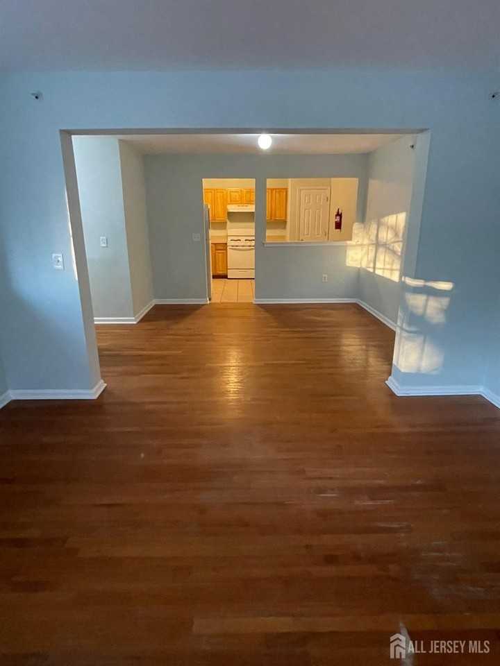 234 Pinelli Dr - Photo 2 of 13