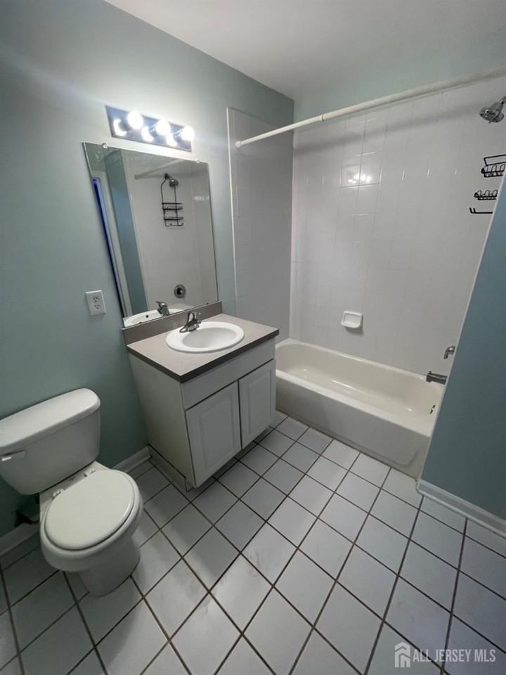 234 Pinelli Dr - Photo 7 of 13