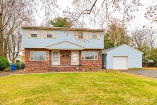 347 Lincoln Blvd - Photo 1 of 1