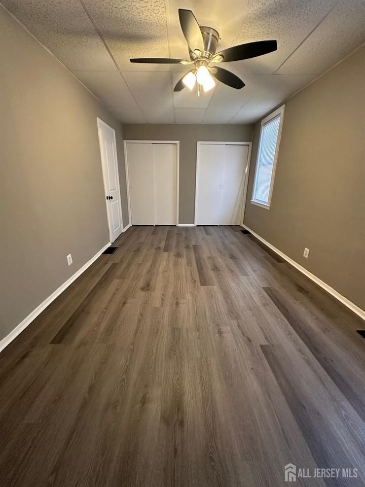 28 Bird Ave - Photo 7 of 14