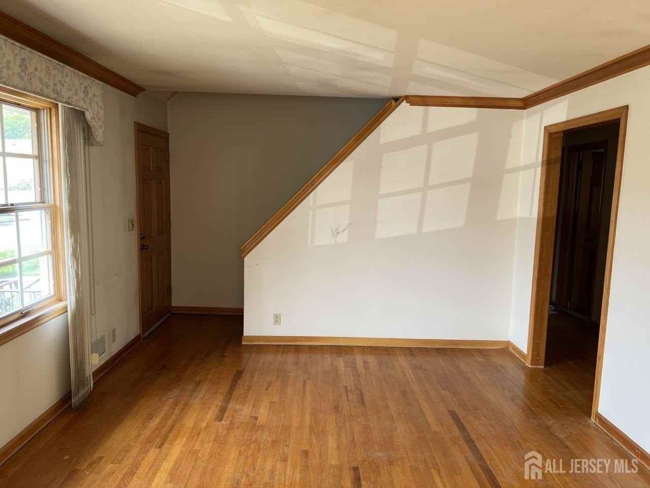 30 Cypress St - Photo 3 of 28