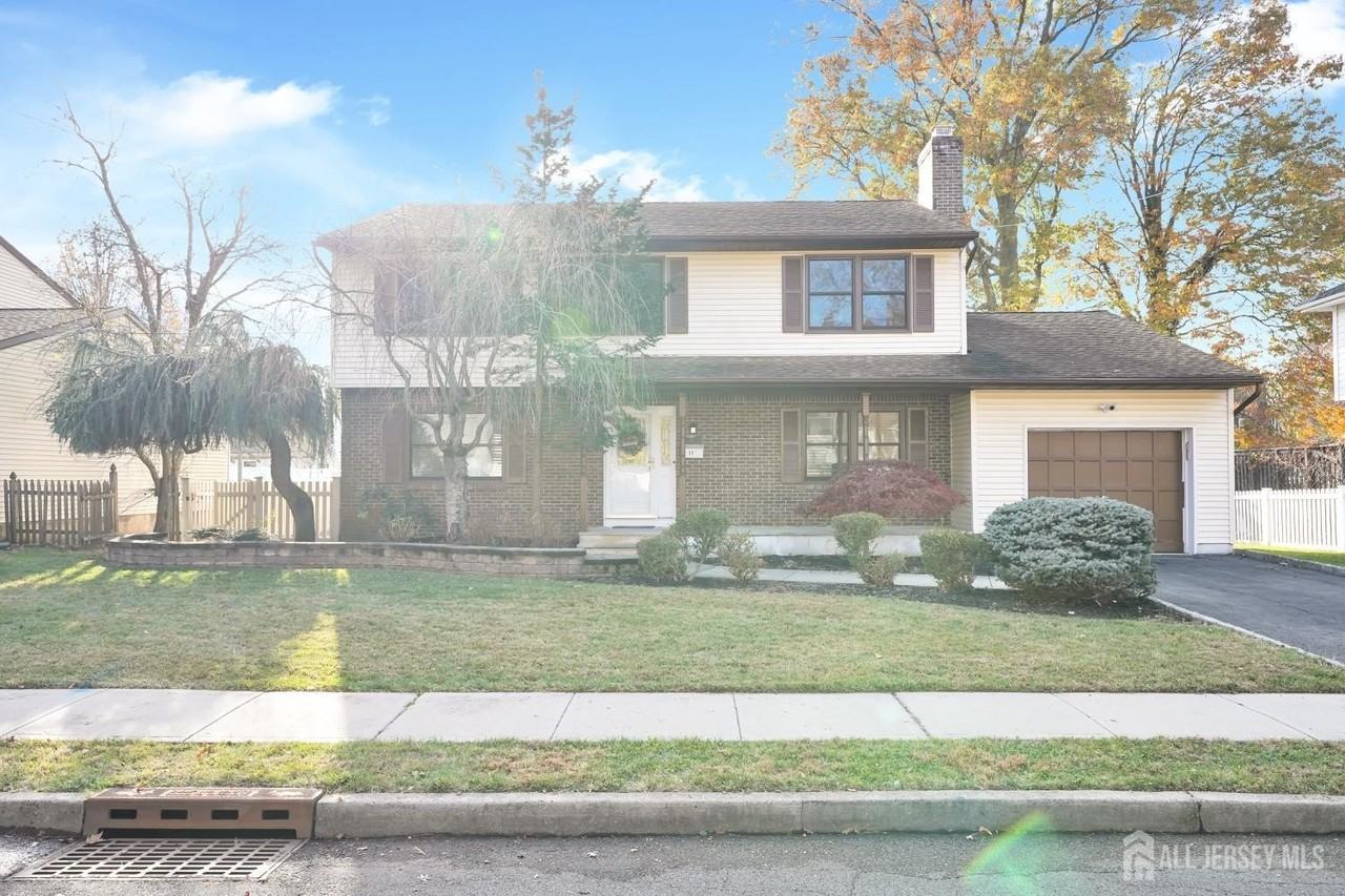 11 Lenox St - Photo 6 of 33