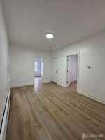 featured image of 206 Market St