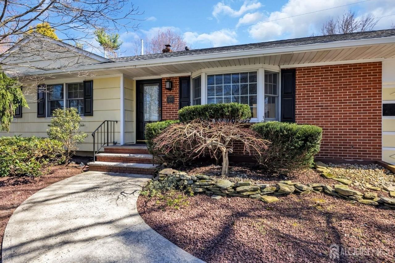 1430 Kearney Dr - Photo 4 of 50