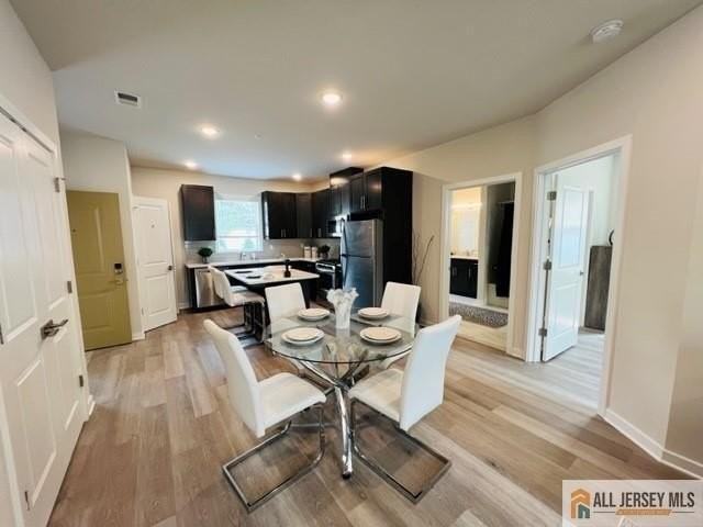 463 Old Post Rd - Photo 5 of 21
