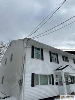 featured image of 11 Hyde Ave