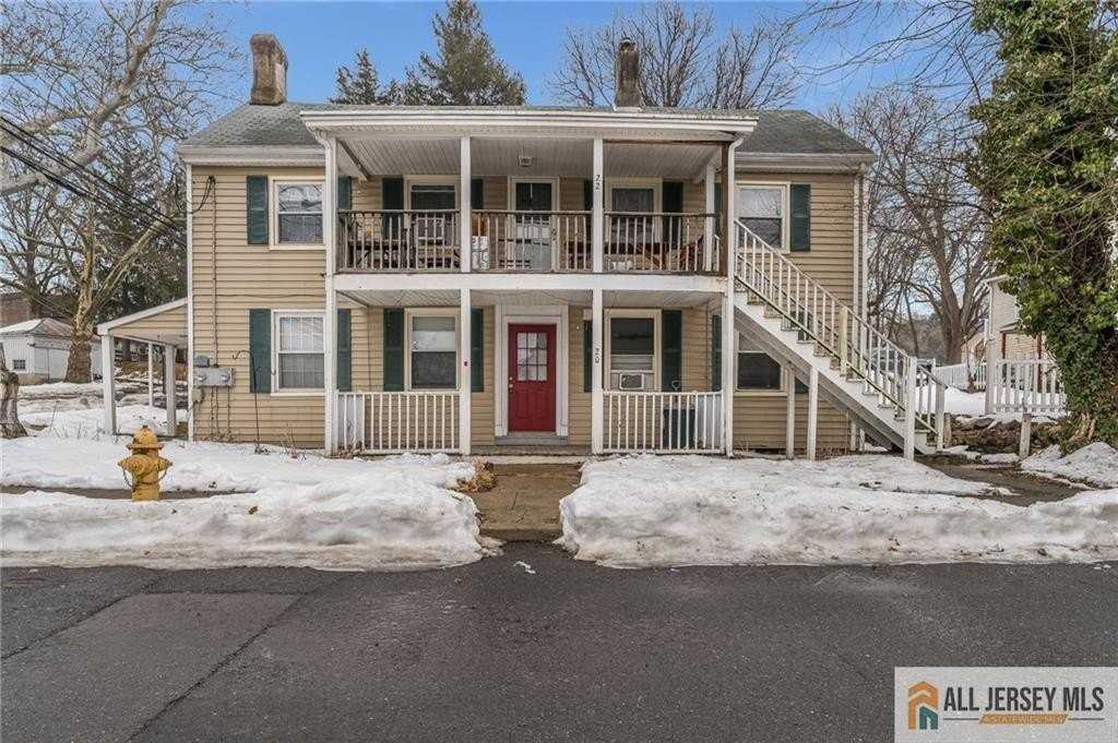 20 Willow Ave - Photo 2 of 13