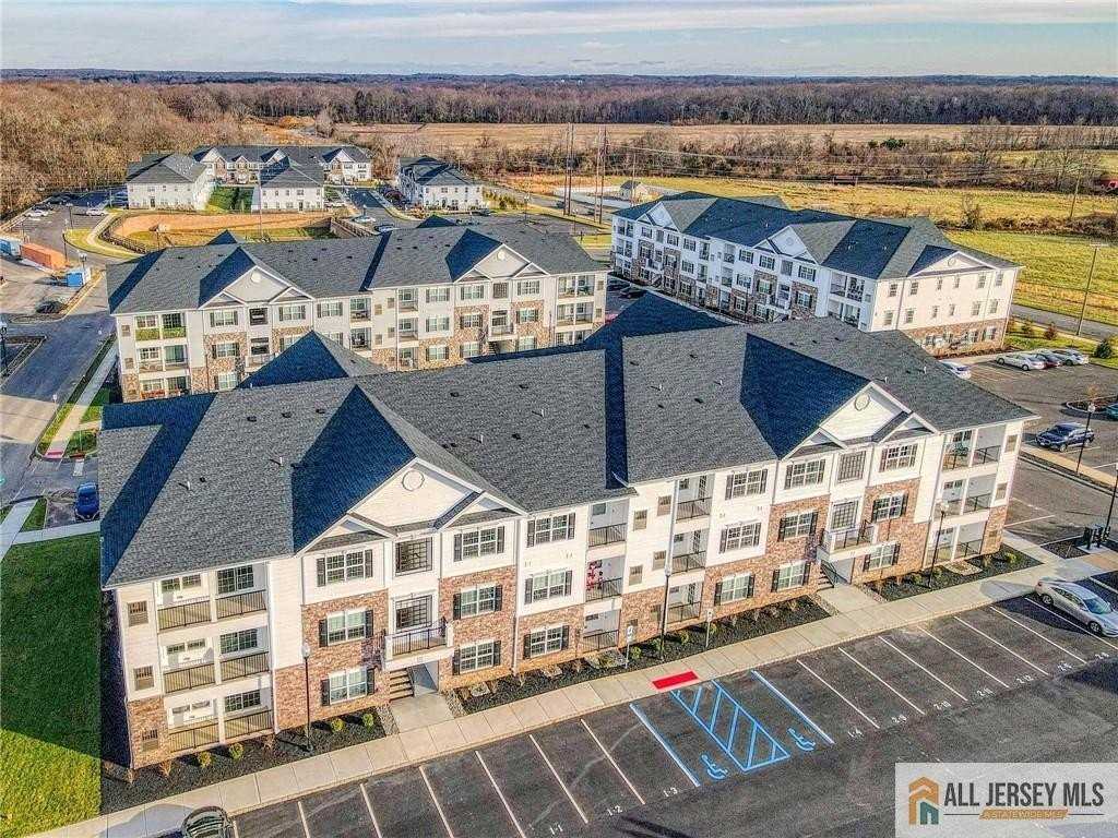 734 Stiller Ln - Photo 2 of 24