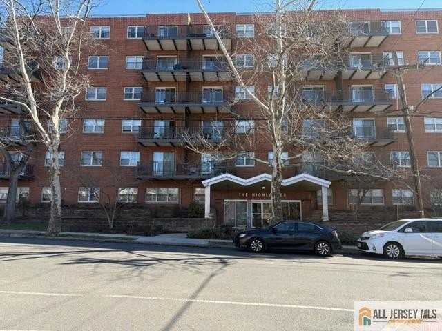 123 S Adelaide Ave #1C