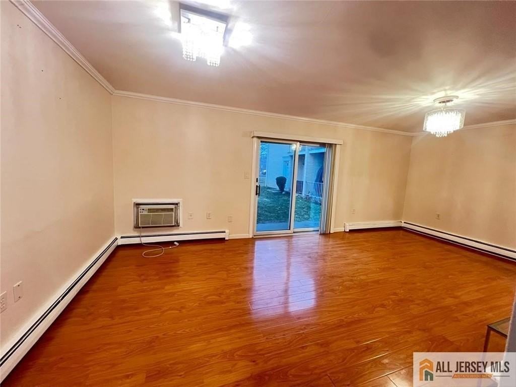 406 Cranbury Rd Apt 7 #7 - Photo 6 of 26