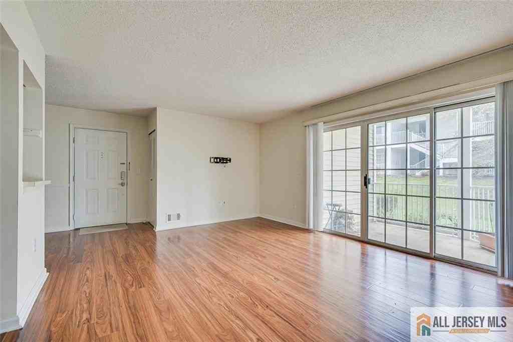 69 Amberly Ct Unit 165 - Photo 2 of 18