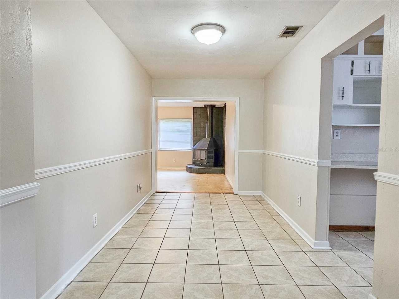 1917 Casco St - Photo 6 of 17