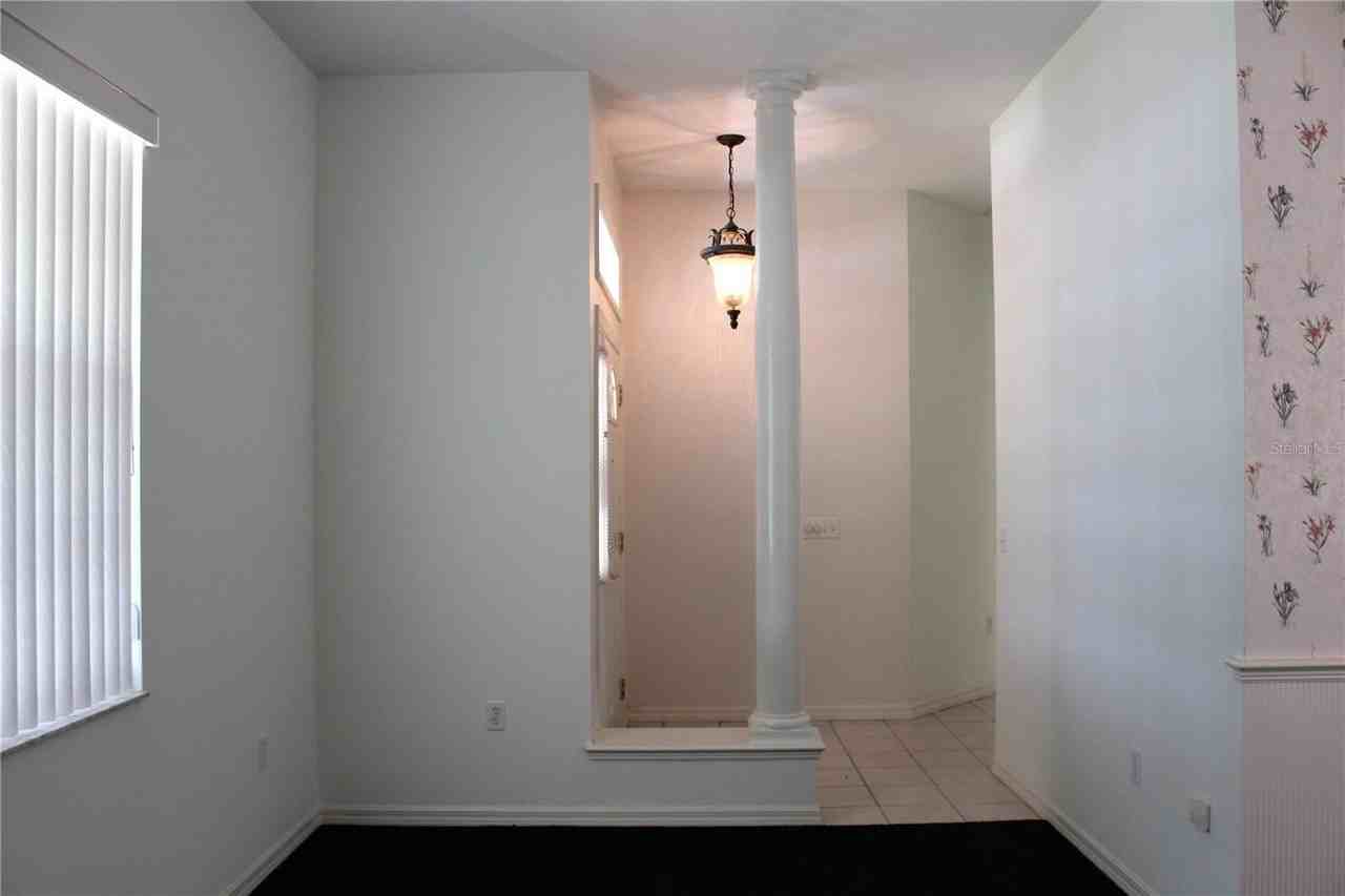 2228 Lake Holloway Blvd - Photo 7 of 50