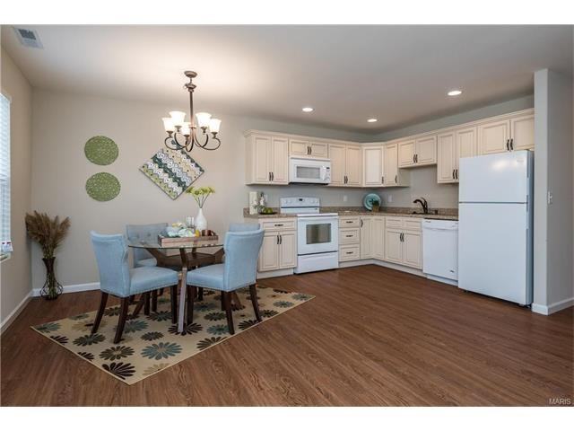 413 3rd St - Photo 3 of 23