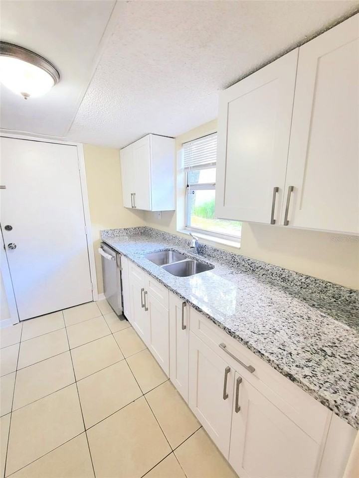 5338 Orange Ave #B - Photo 4 of 8