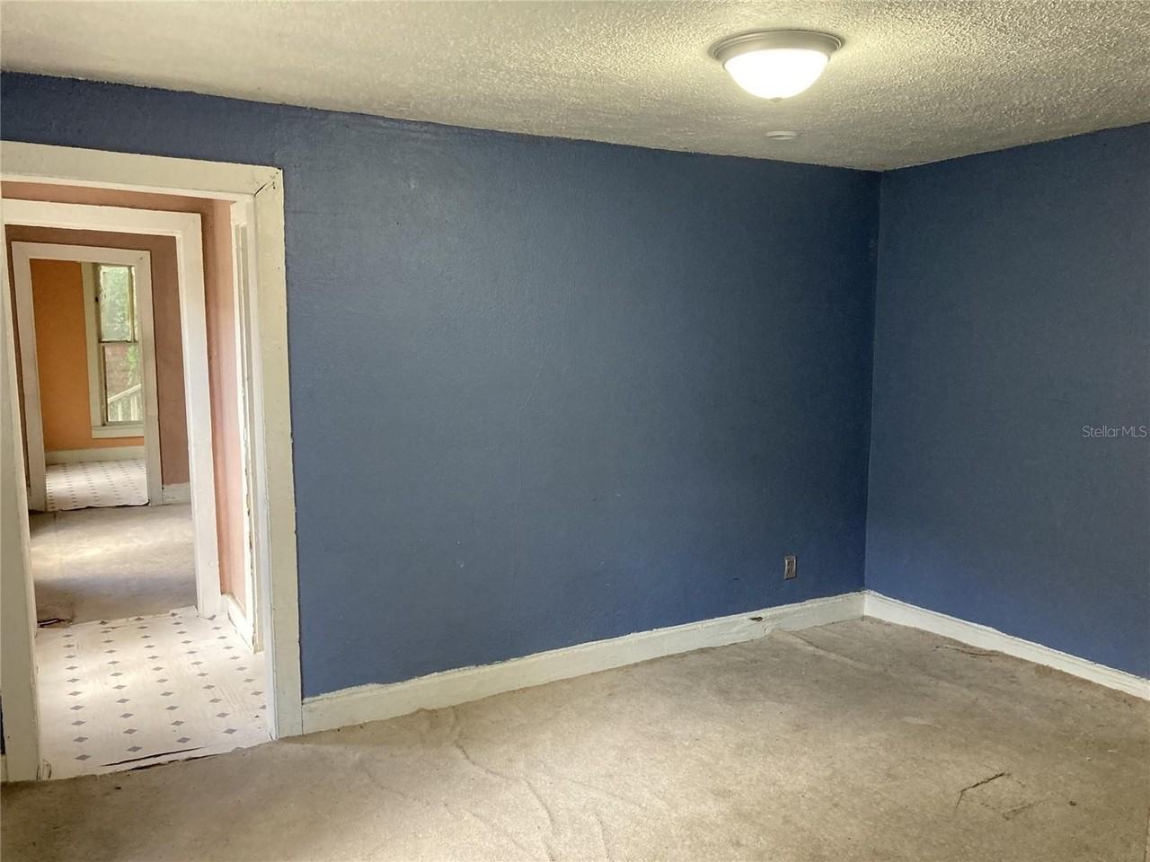 2551 Calvin St - Photo 4 of 9