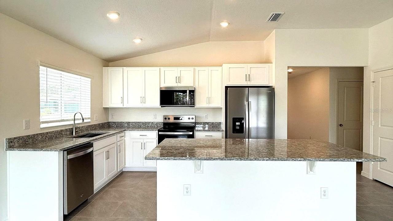 3438 Sanctuary Dr - Photo 3 of 21