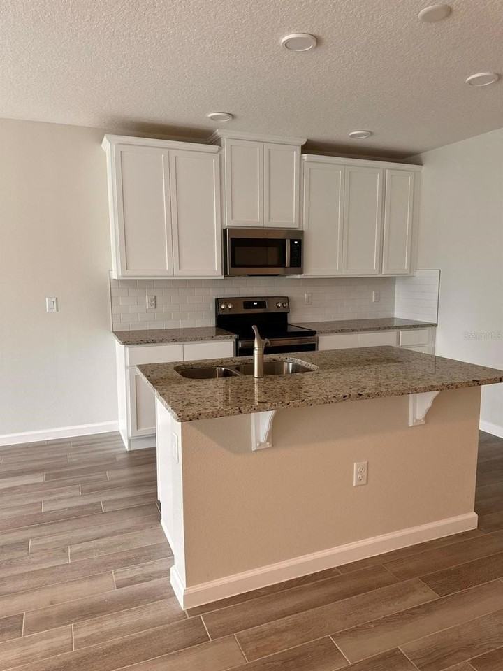 2831 Narcoossee Commons Way - Photo 7 of 17