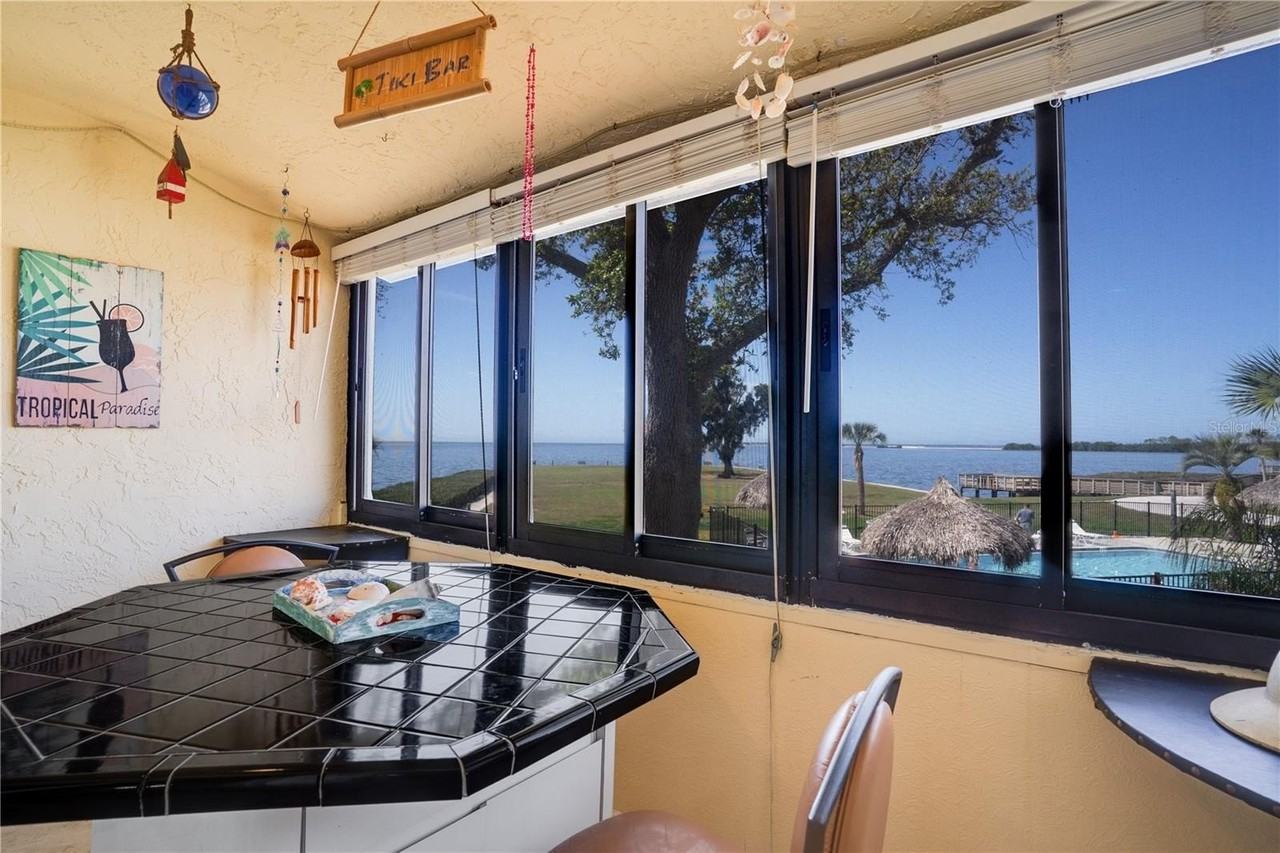 654 Windrush Bay Dr #654 - Photo 2 of 49