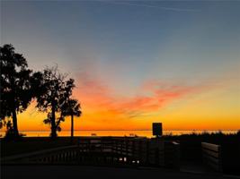 featured image of 654 Windrush Bay Dr #654