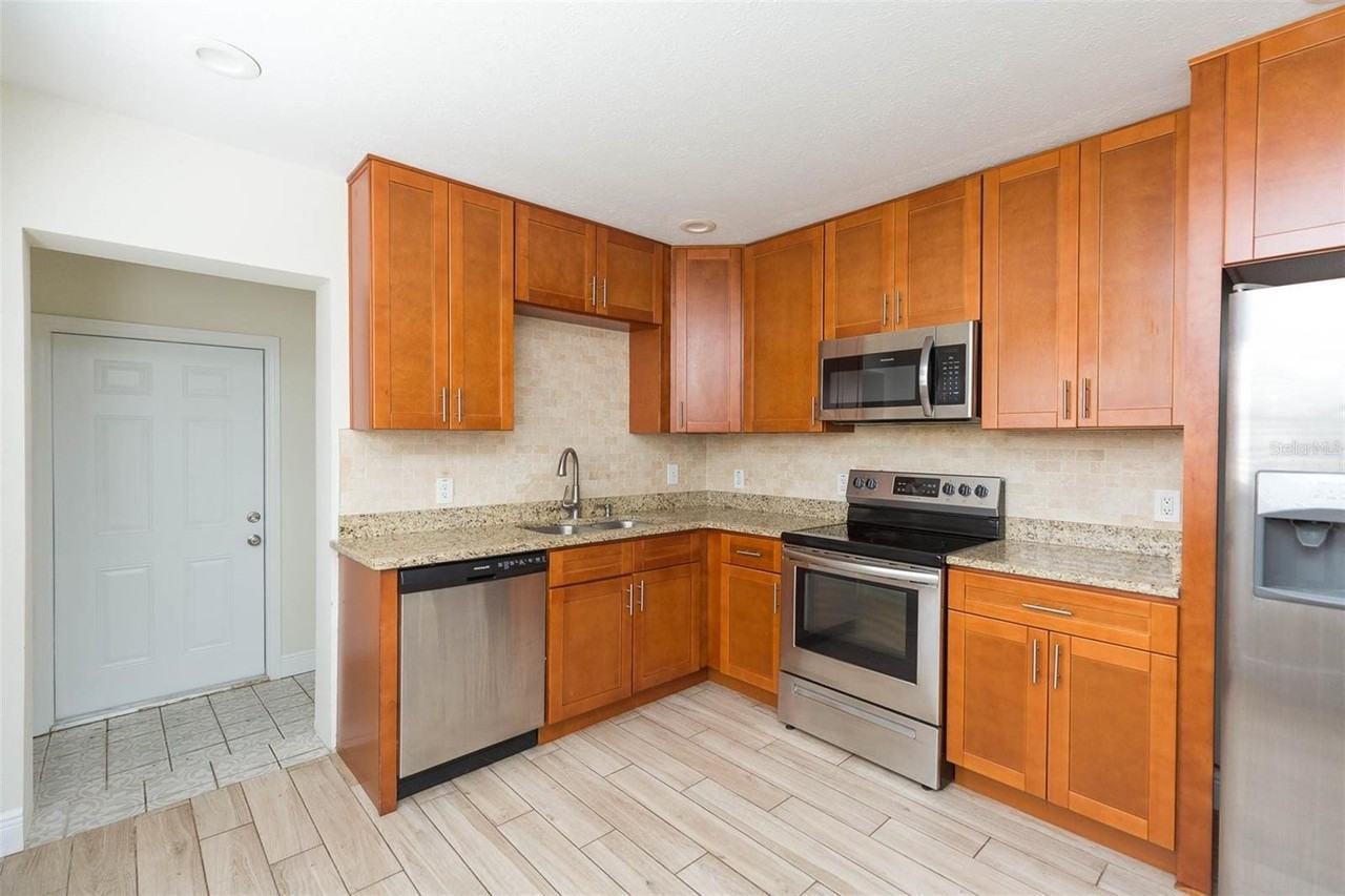 3401 W San Pedro St - Photo 4 of 15