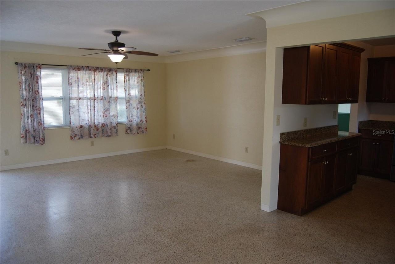 2871 67th St N - Photo 5 of 23