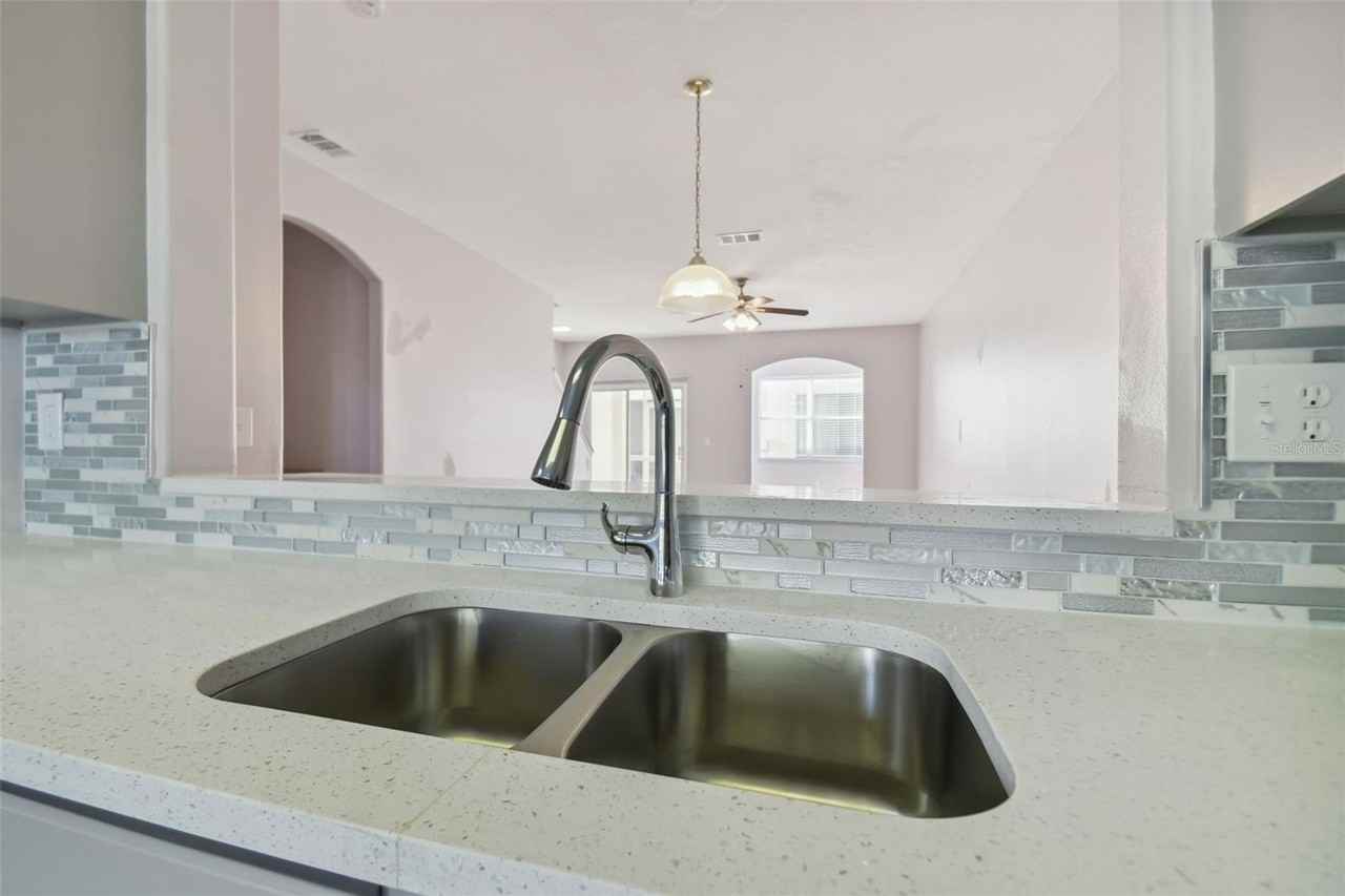 3430 High Hampton Cir - Photo 6 of 40