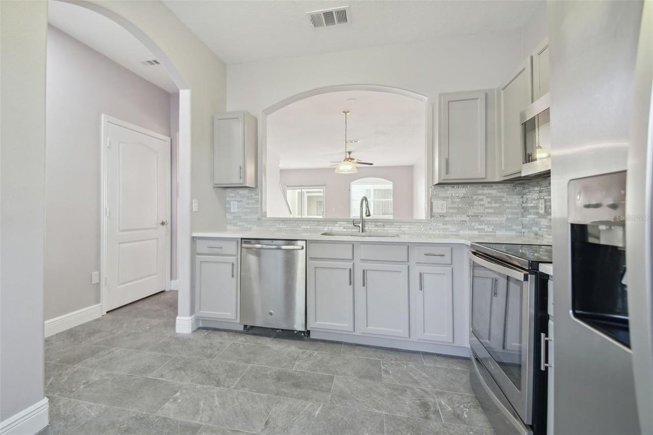 3430 High Hampton Cir - Photo 7 of 40