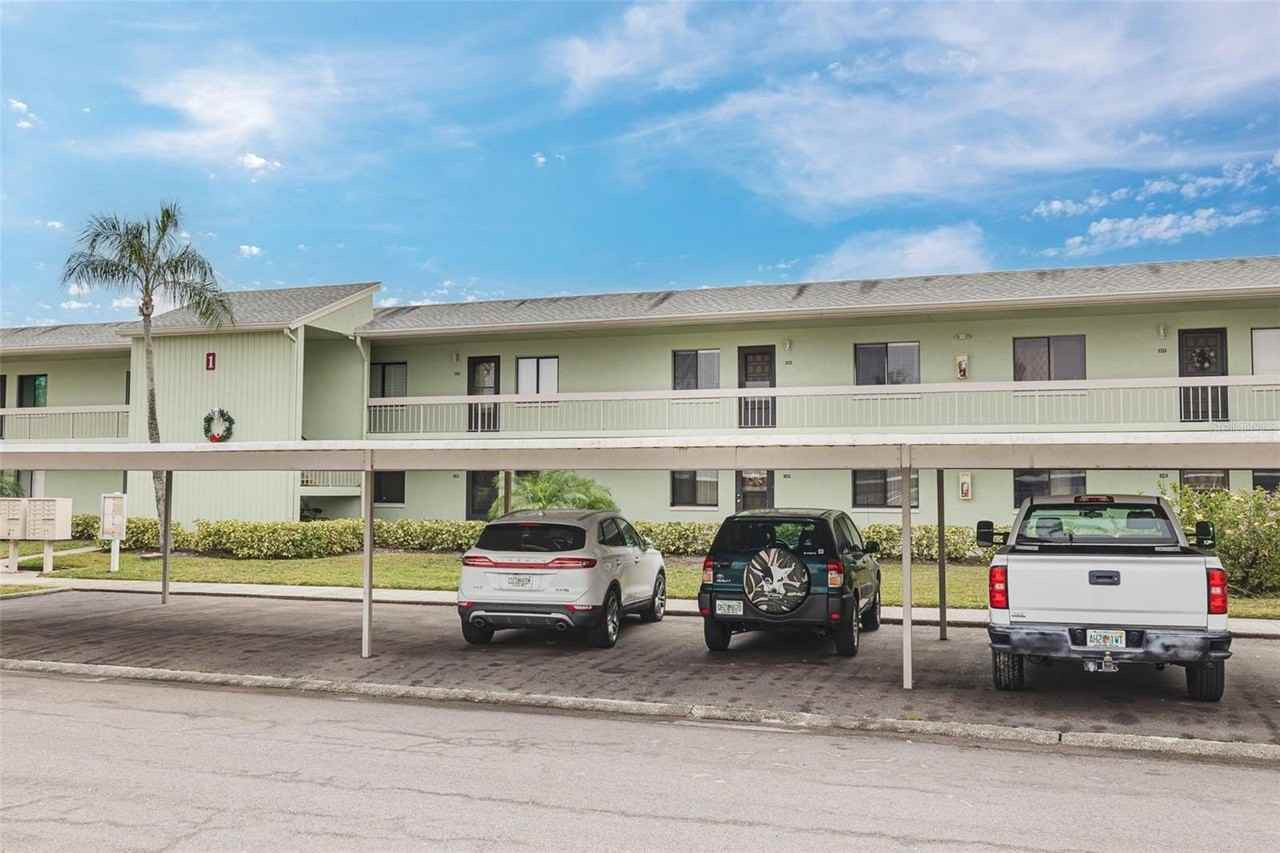 218 Caryl Way - Photo 2 of 31