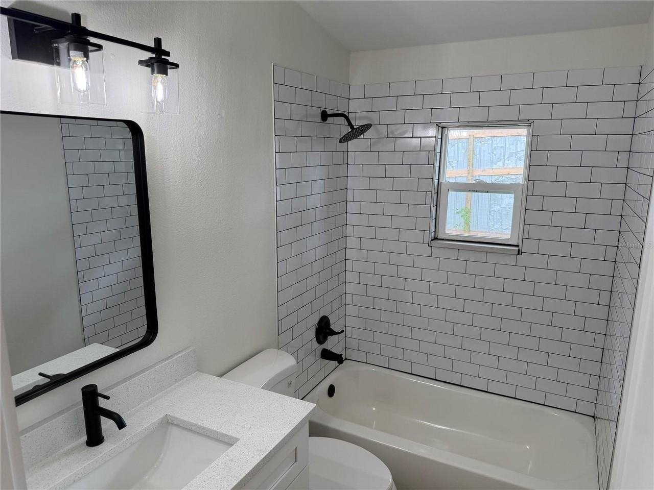 17936 State Road 52 - Photo 7 of 22