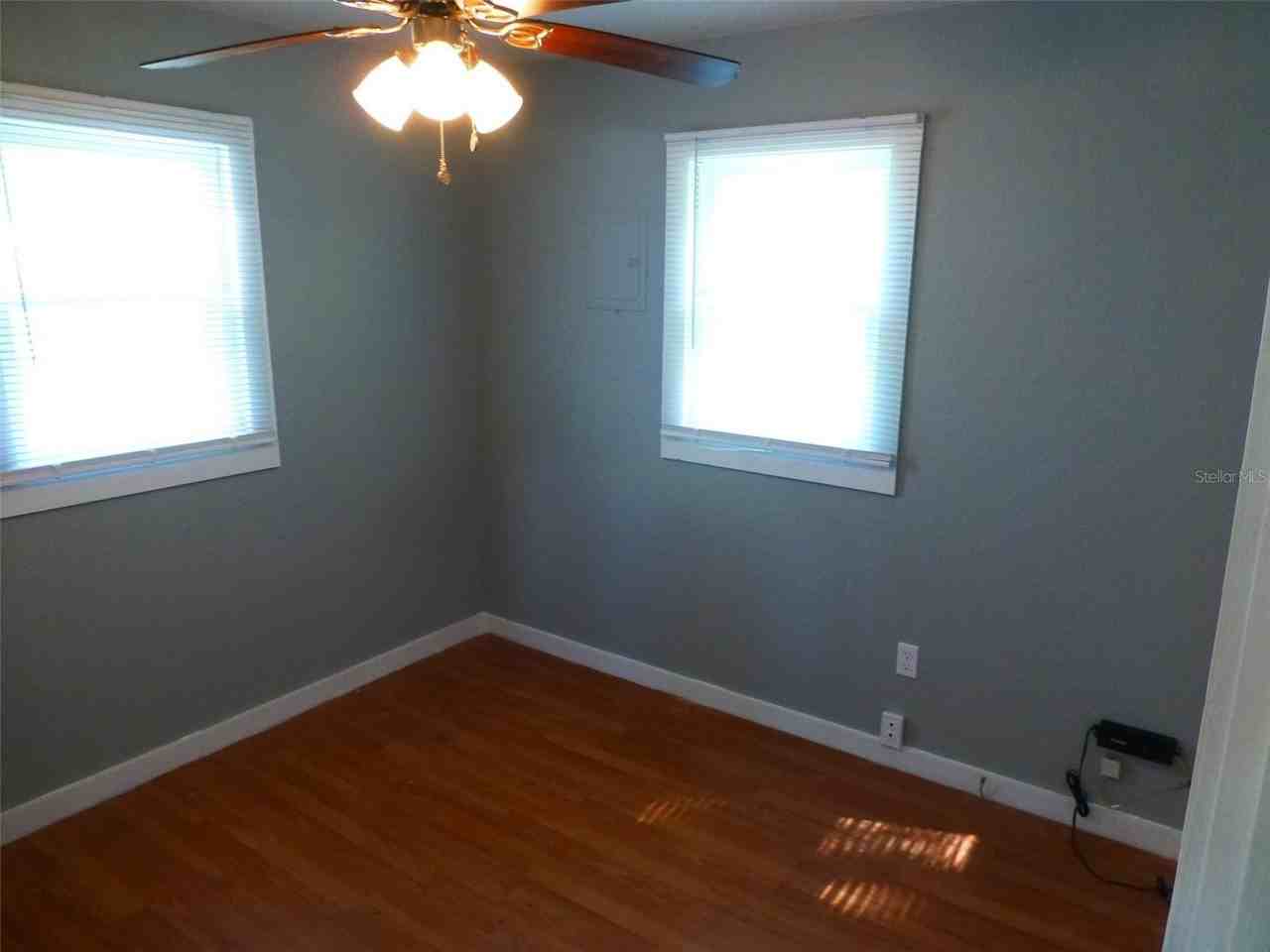 2007 Cemetery Rd - Photo 7 of 13