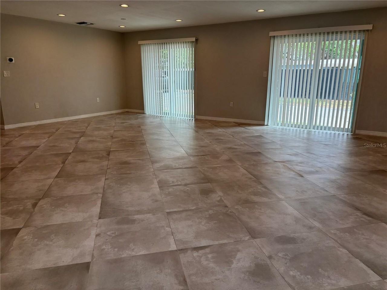 5839 Erin Ln S #A - Photo 2 of 17