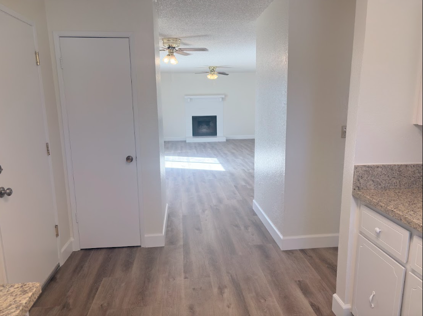 27226 San Jose Ave #1 - Photo 4 of 22