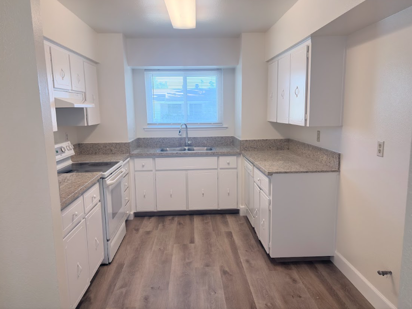 27226 San Jose Ave #1 - Photo 7 of 22