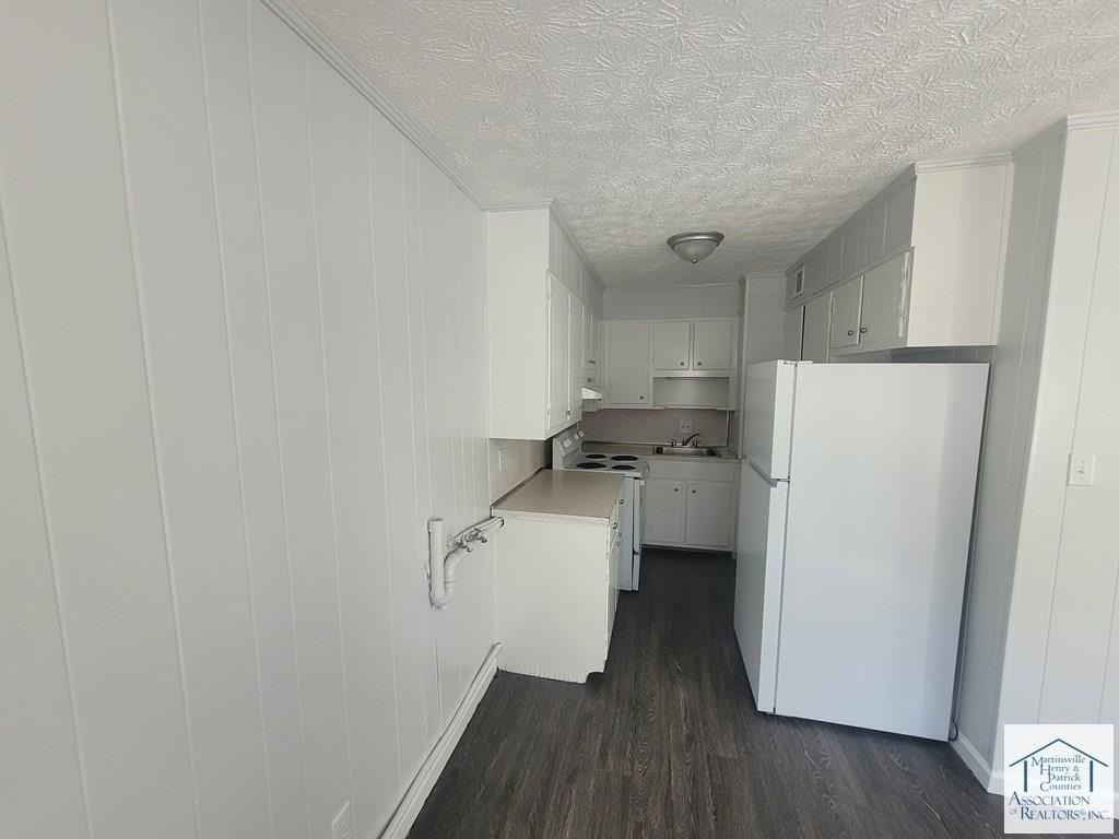 315 Spring Dr - Photo 5 of 6