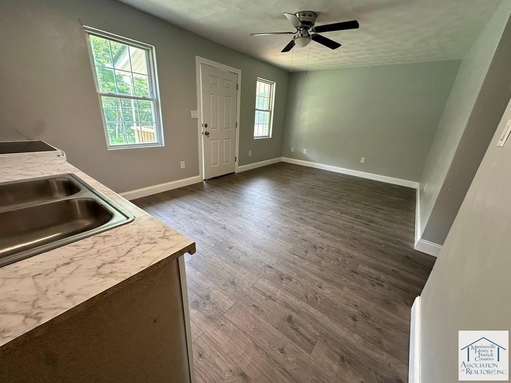 1110 Drewry Rd - Photo 4 of 13