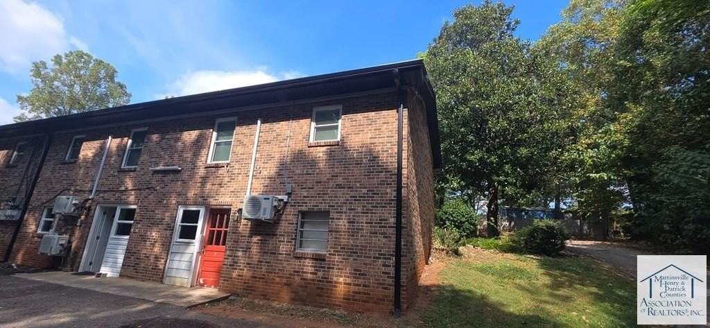 45 Dan Wythe Dr - Photo 2 of 10