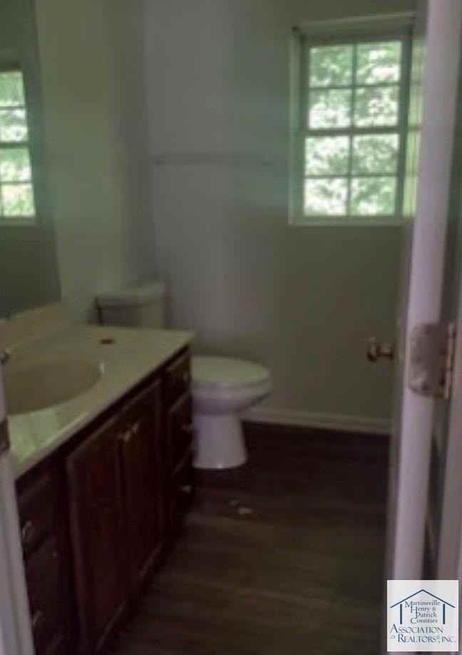 1136 Rives Rd - Photo 3 of 3