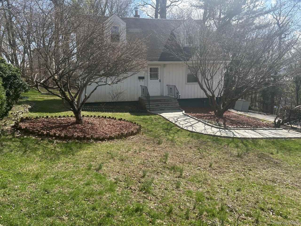 8 Ridge St - Photo 2 of 40