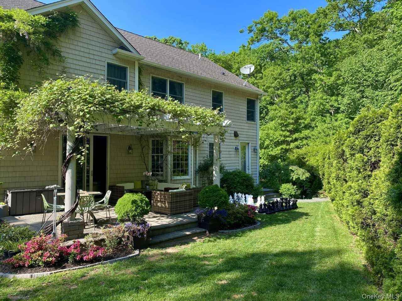 24 Wilafra Pl - Photo 3 of 45