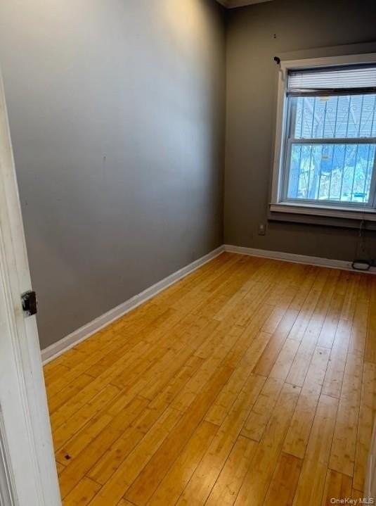 14518 Shore Ave - Photo 7 of 10