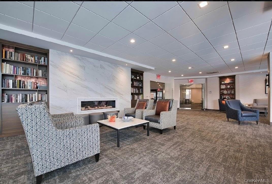 1 Bay Club Dr Apt 8w - Photo 4 of 4