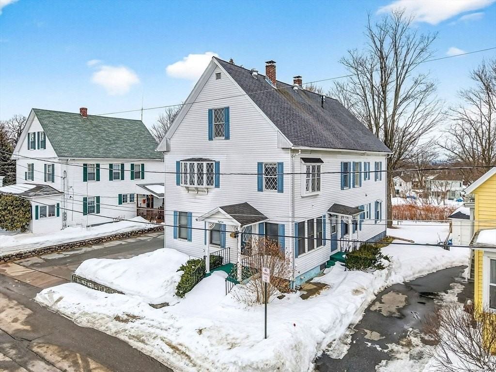 20 Haynes Ct Unit 20 - Photo 2 of 32