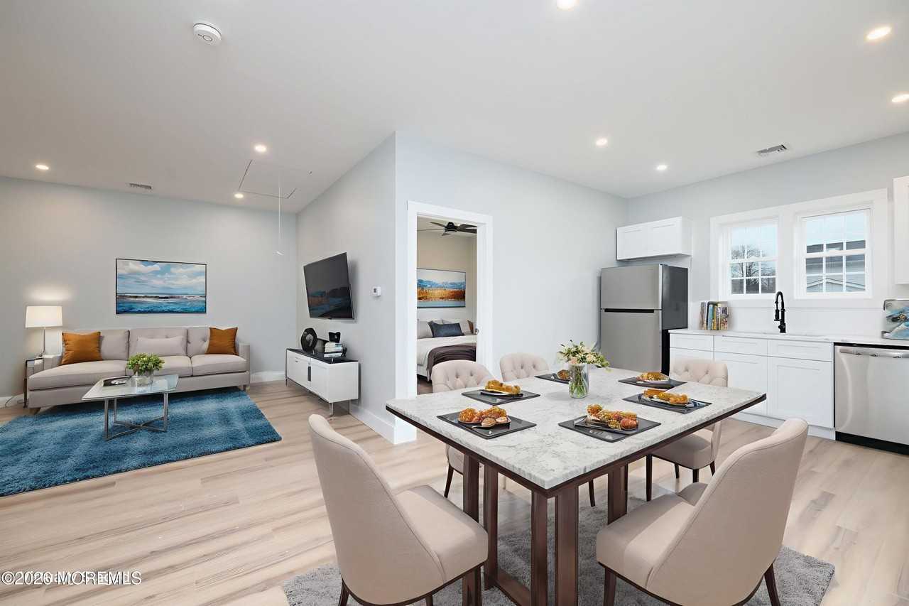 243 Virginia Ave - Photo 5 of 19