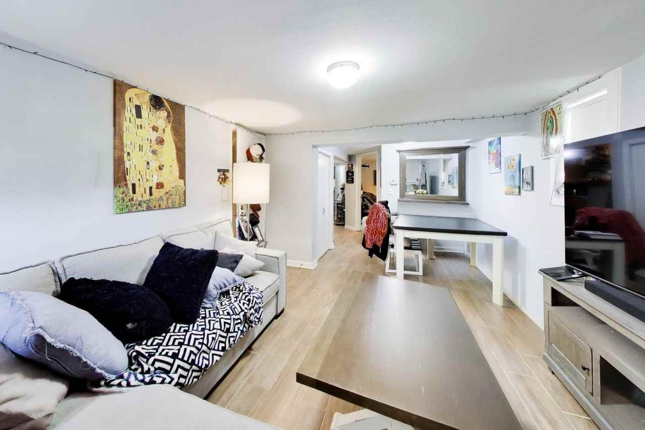 5057 W Dakin St Unit G - Photo 6 of 19