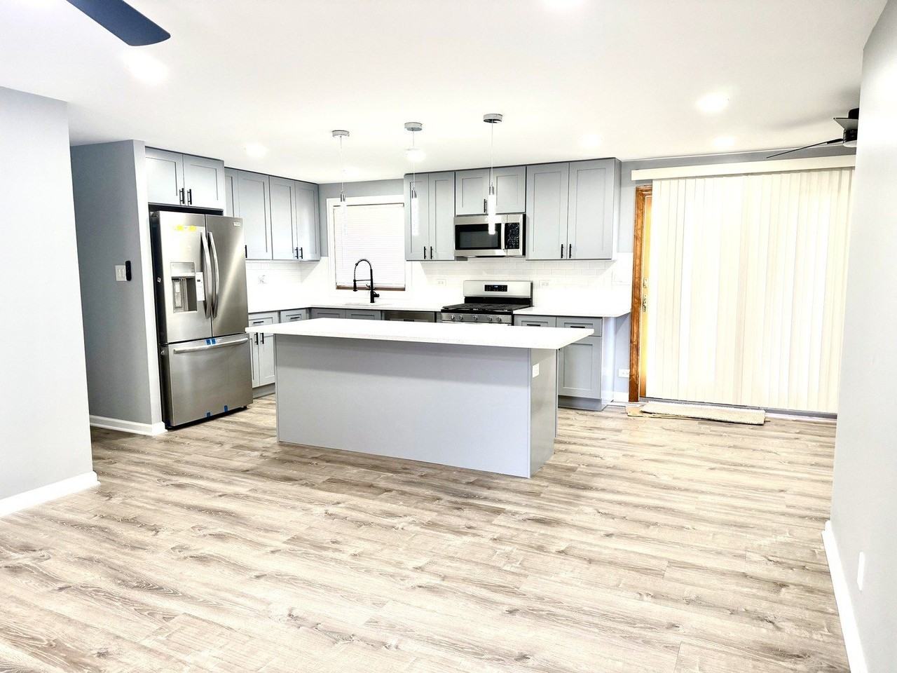 1310 Somerset Ln - Photo 6 of 24