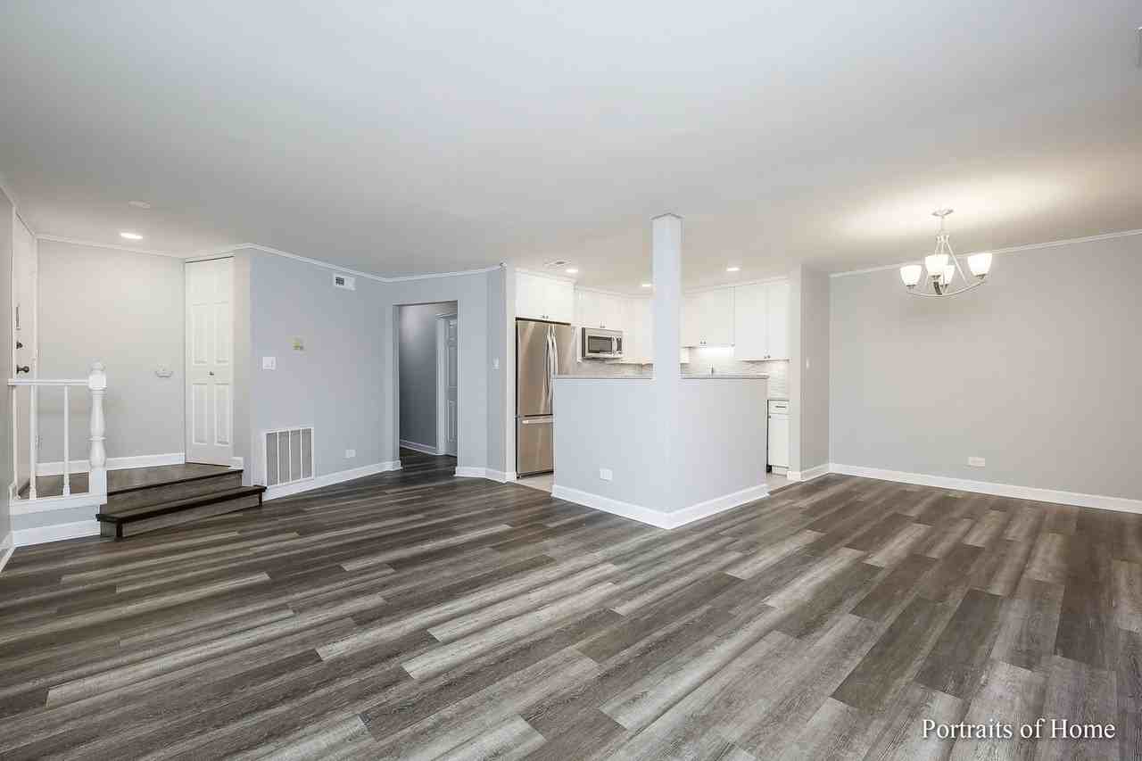 1780 Gloucester Ct Apt C - Photo 4 of 16