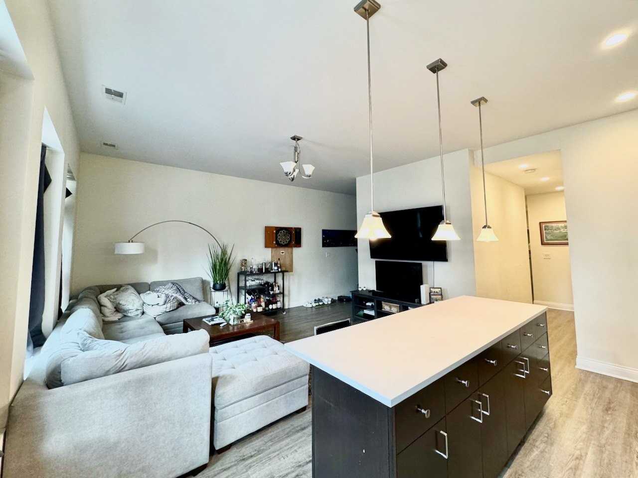 1750 W North Ave Apt 2 - Photo 6 of 22