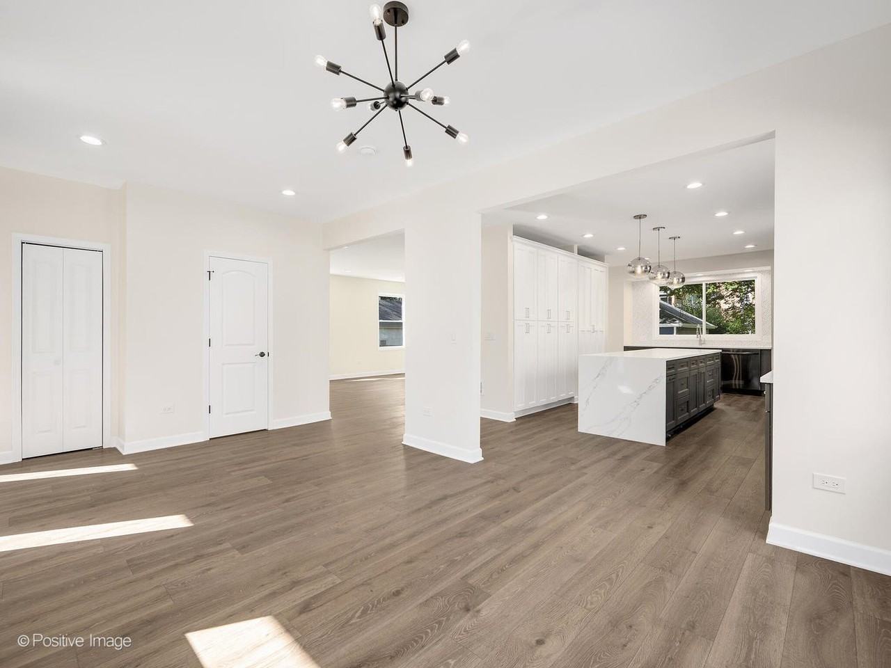 4206 Forest Ave - Photo 5 of 33